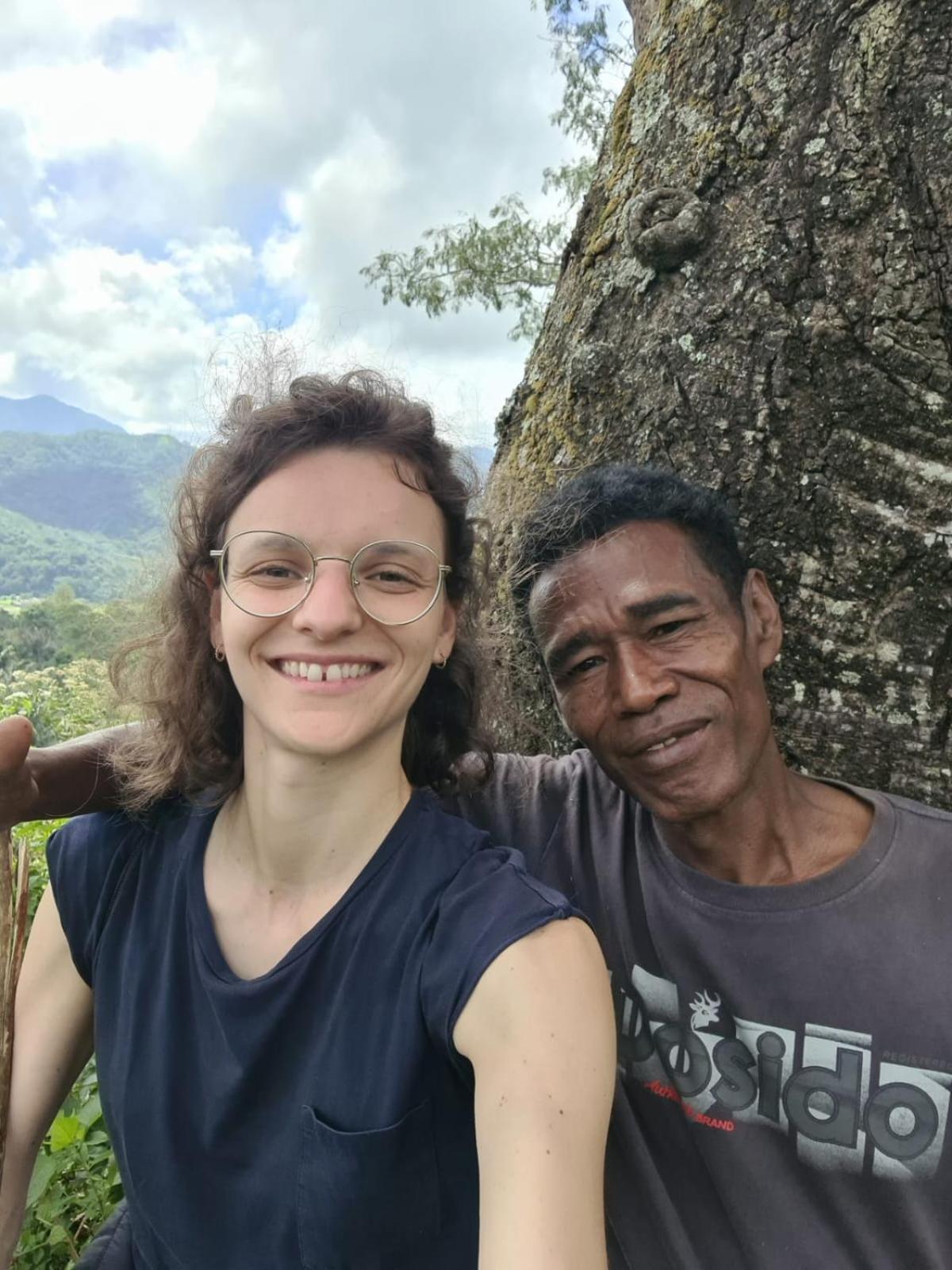 Hidayah Homestay Kelimutu Værelse billede