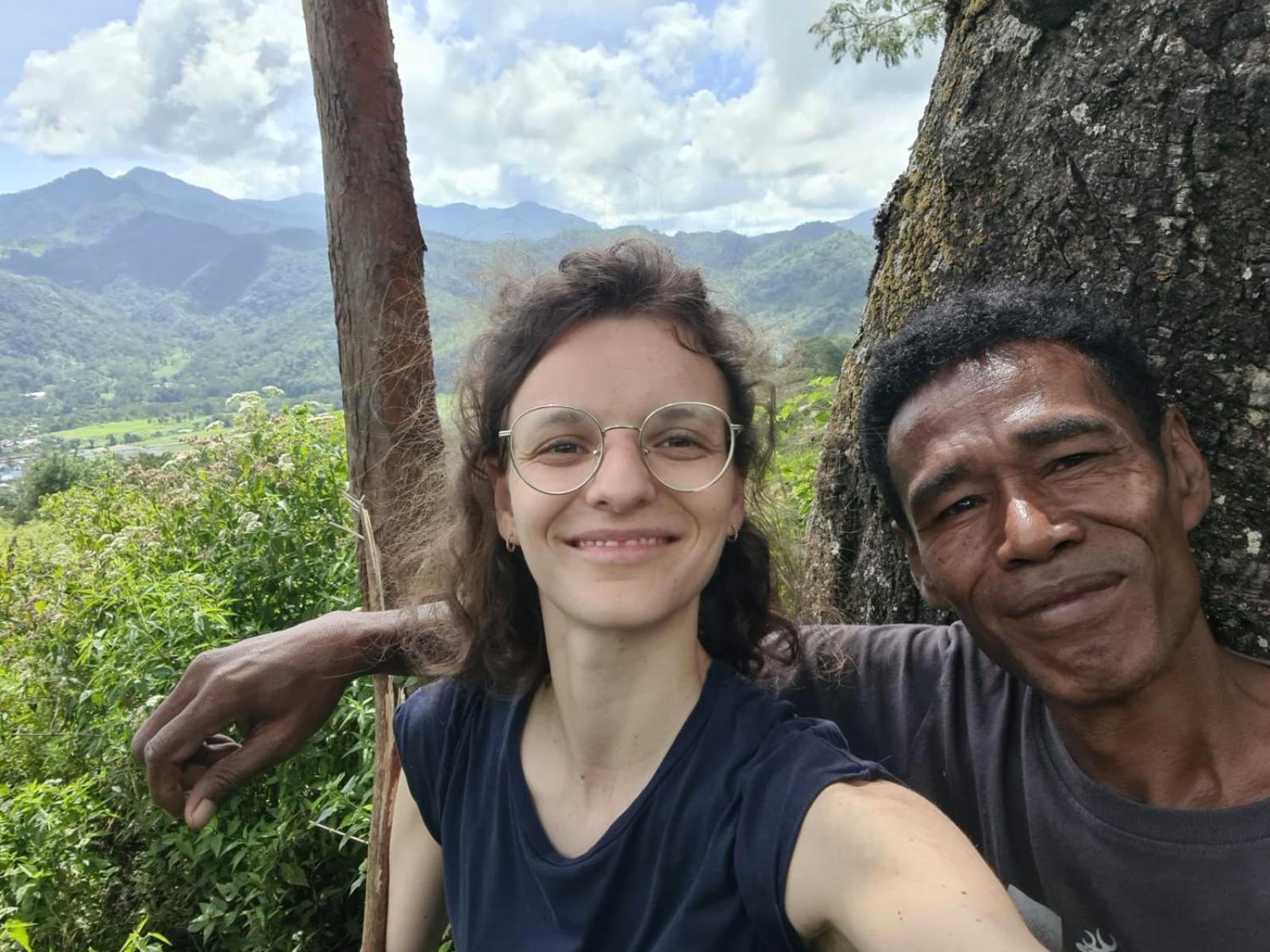 Hidayah Homestay Kelimutu Værelse billede