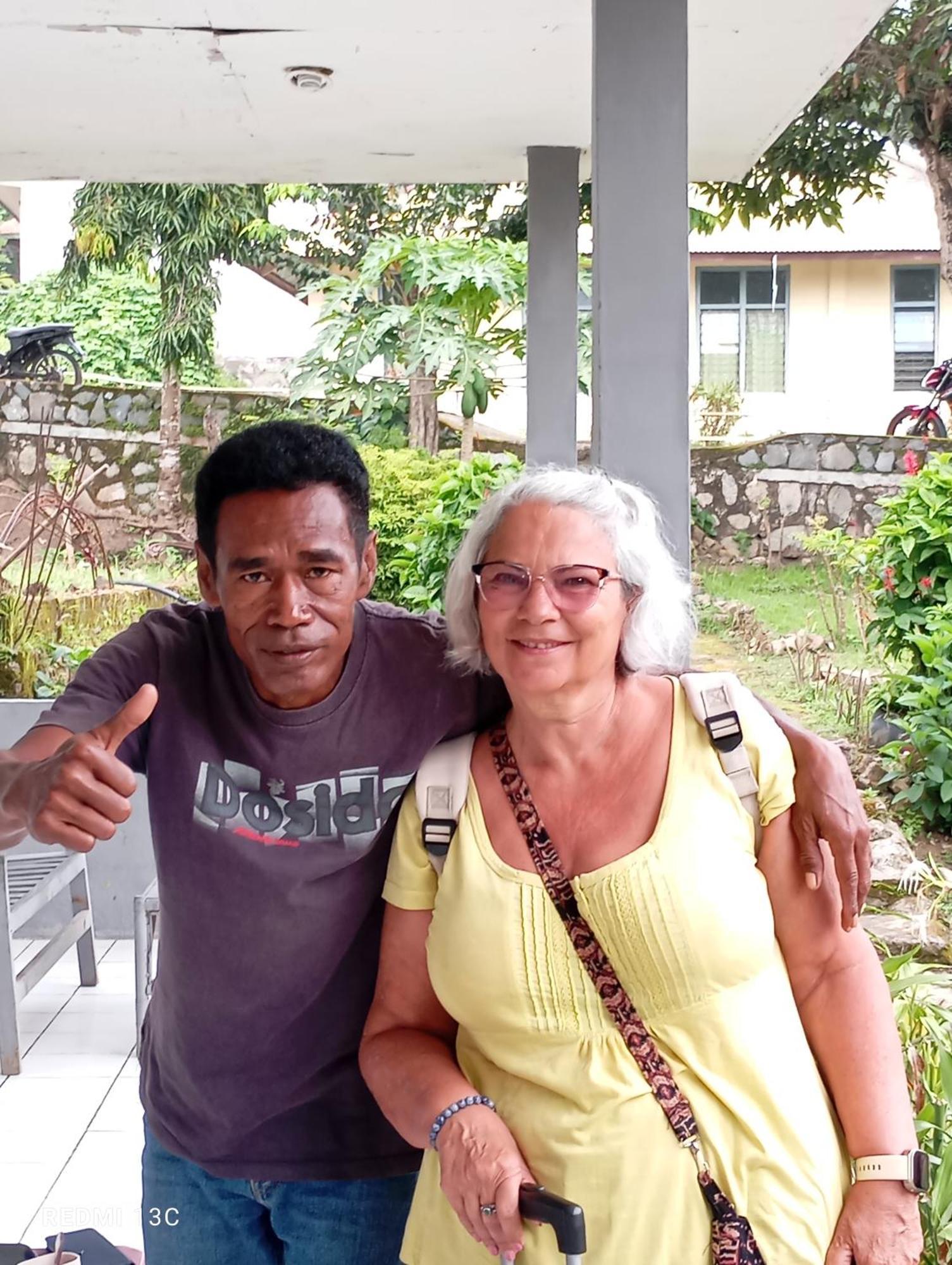 Hidayah Homestay Kelimutu Værelse billede